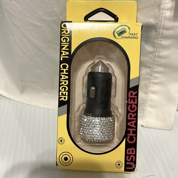 NWT Original Charger USB car charger for 2 Black w/ Crystals - Picture 9 of 9